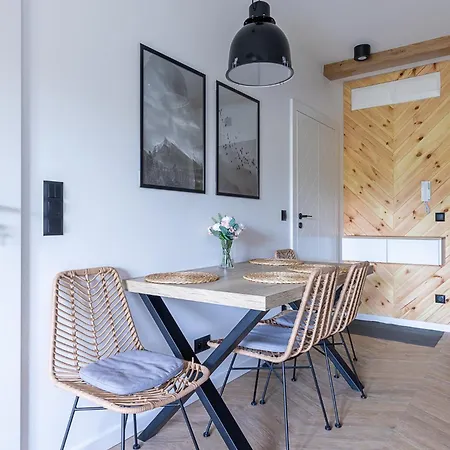 Rentplanet - Park Appartement *